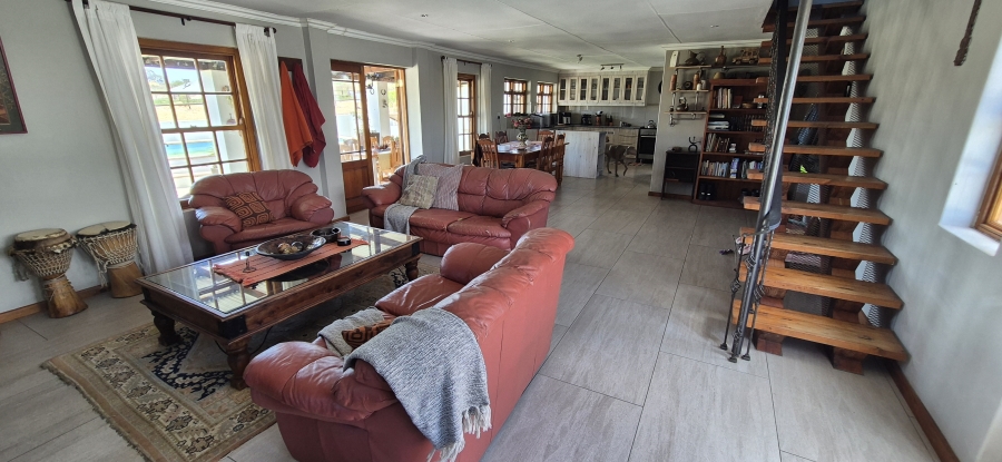 5 Bedroom Property for Sale in Cape Farms Western Cape